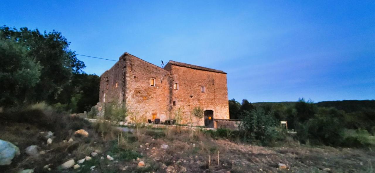 El Castell De Seguero Apartment Beuda Exterior photo